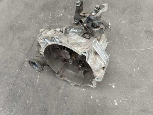 BOITE DE VITESSE MANUEL VW / AUDI / SEAT / SKODA 1.4FSI CODE GRZ ( 5VITESSES ) - Vue 1